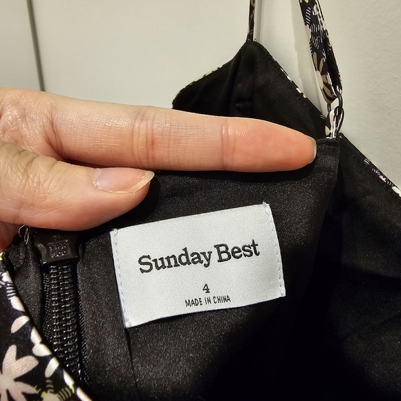 Sunday Best size 4 ditzy floral shimmer dress - Picture 4 of 9